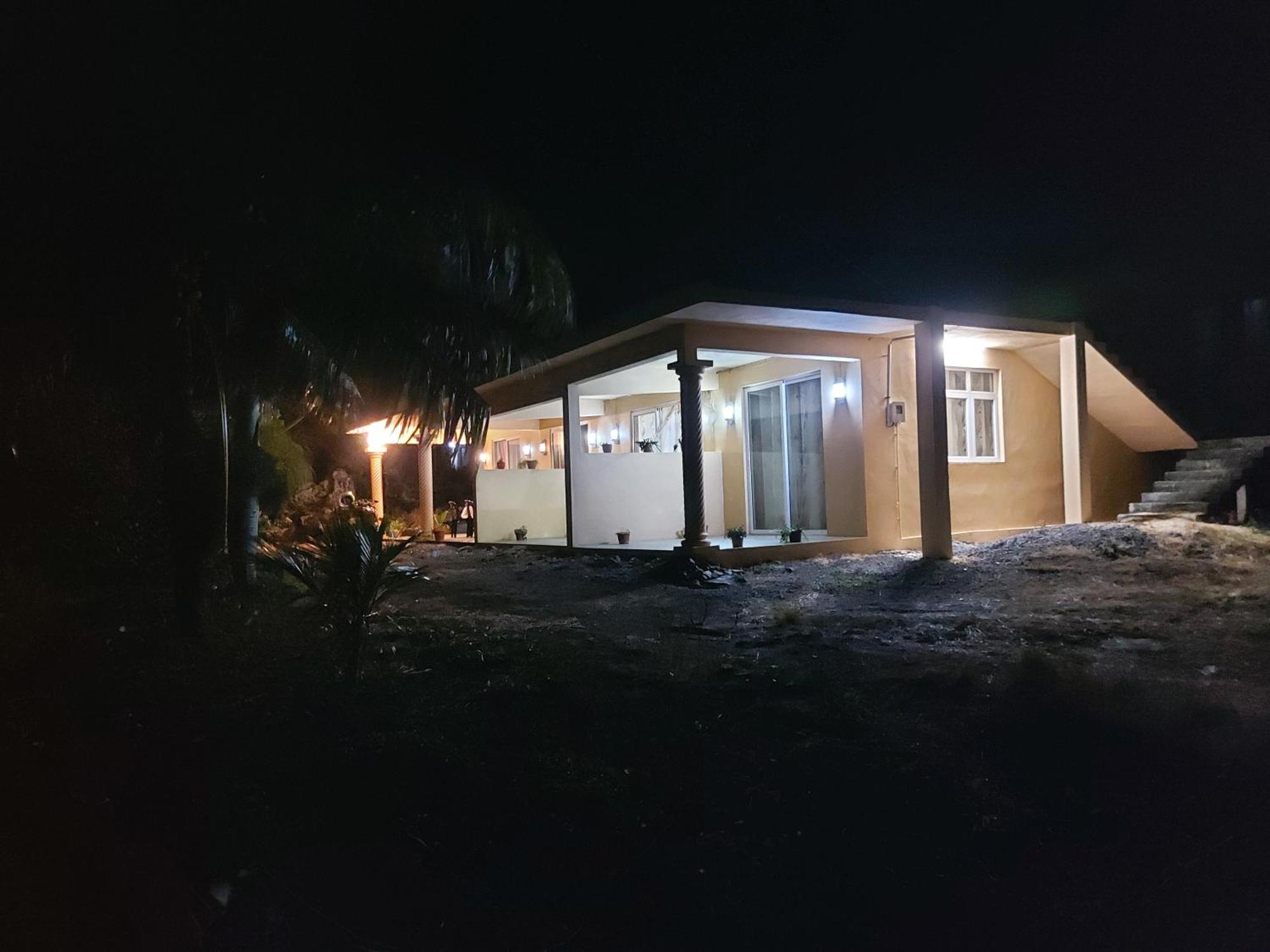 Ocean Viewpoint Lodge Port Mathurin Exterior photo